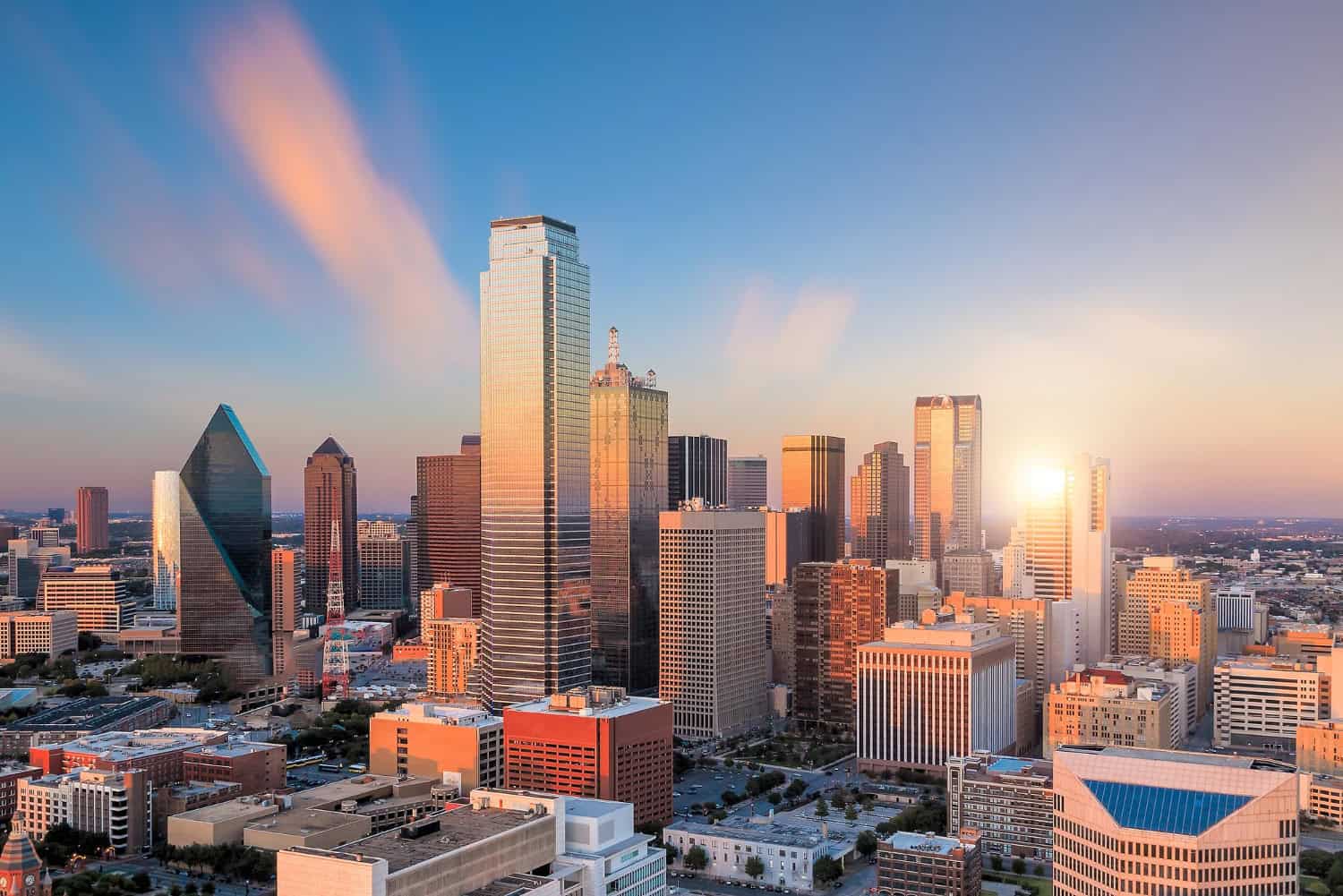 The 12 Best Neighborhoods to Live in Dallas in 2025